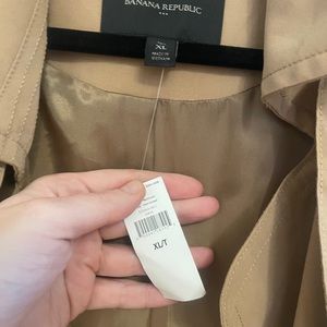 NWT Banana Republic Trench